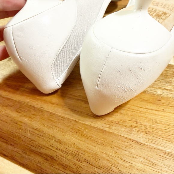 Stuart Weitzman Eva 50 Pump Pointed Toe White Sparkle Kitten Heels $525 MSRP 5.5 - Picture 9 of 15